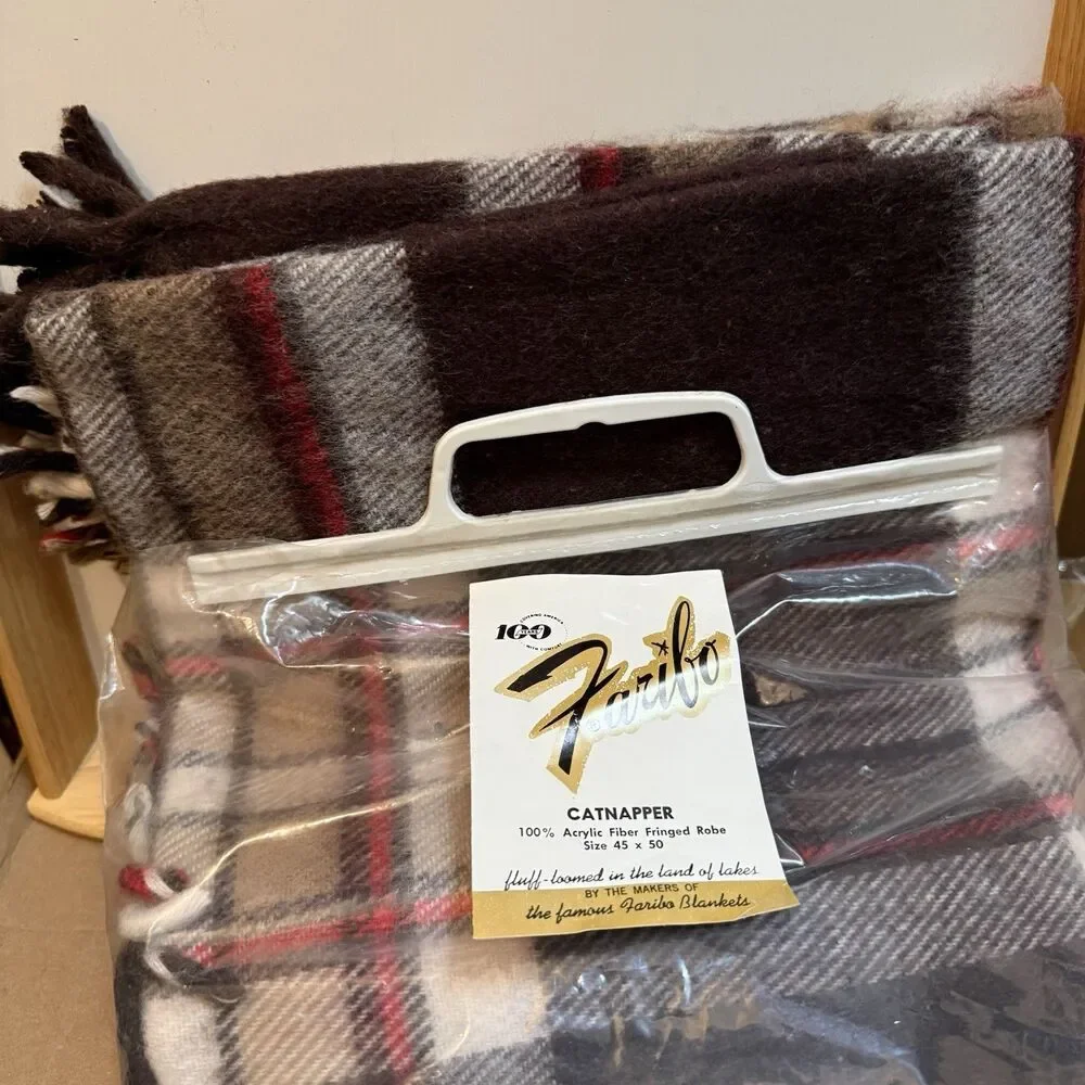 Vintage Faribo Catnapper Lap Blanket Throw Plaid Acrylic Fringe 45x50 USA